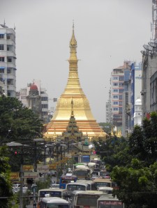 Sula Pagoda - central Yangon