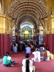 Cascading archways leading to the Mahamuni Buddha